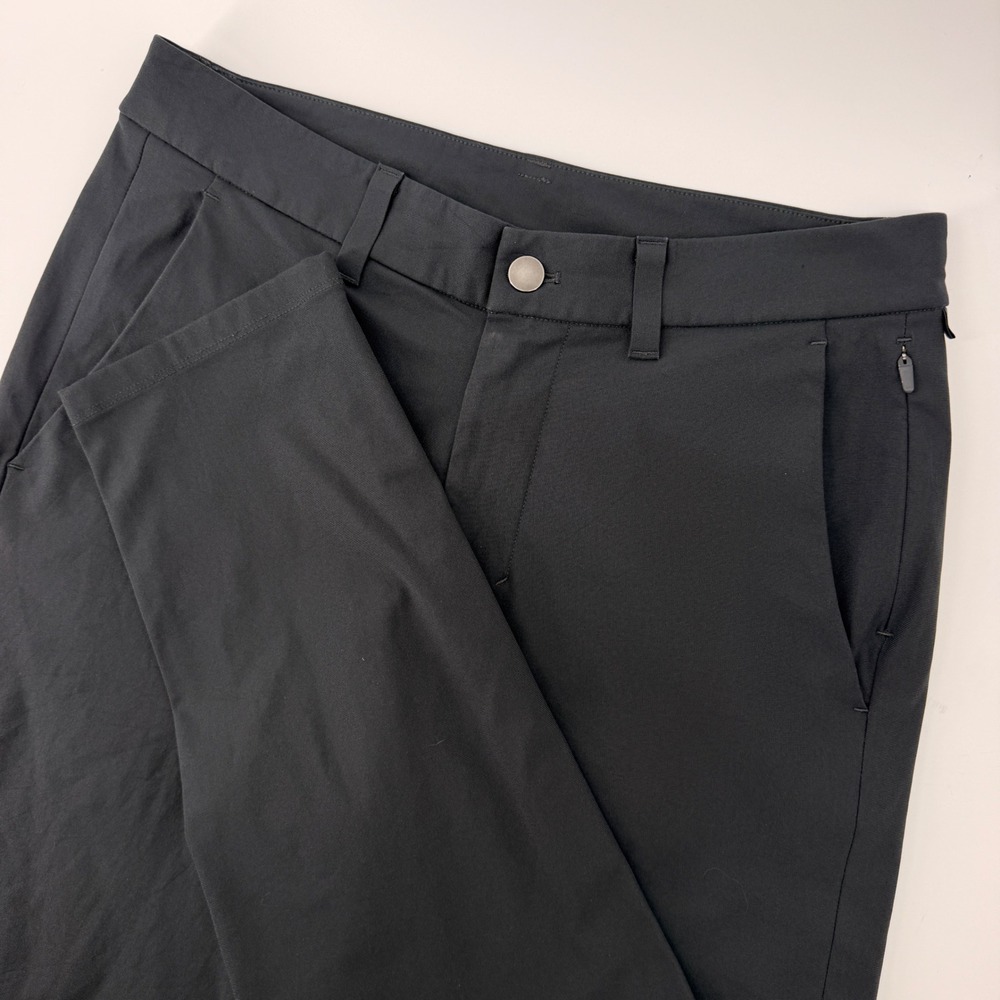 Lululemon Commission Slim-Fit Pant‎ Mens 30 Black Warpstreme Chino M5AF2S